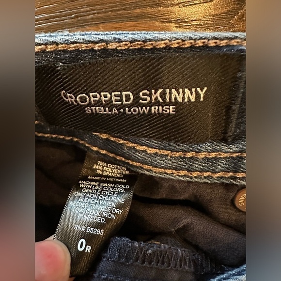 Express Cropped Skinny Lowrise Stella- size 0 - Picture 3 of 4